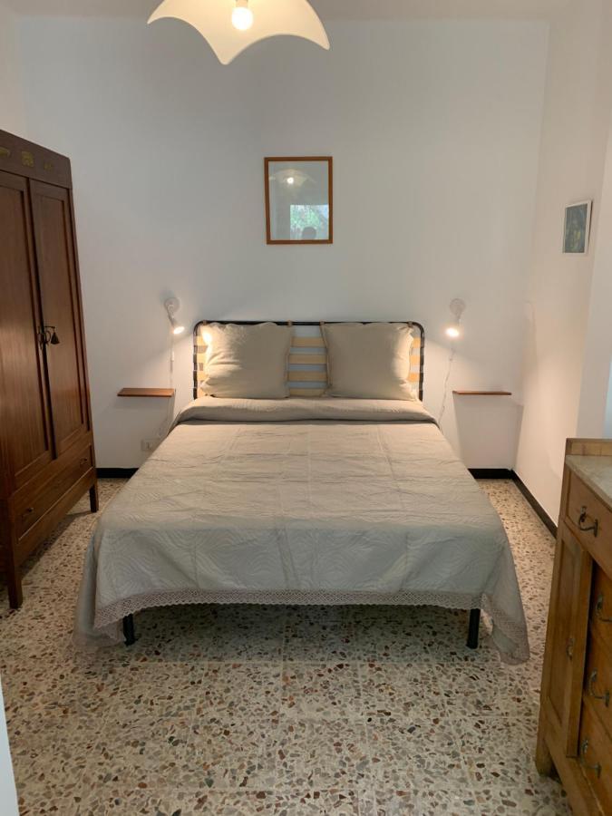 Casa Bianca 2 - Confortevole In Centro A مونيلّي المظهر الخارجي الصورة